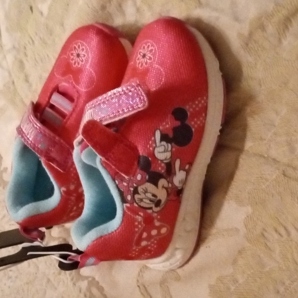 Toddler girls sneakers - Picture 1 of 2
